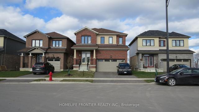 135 Cuesta Hts, House detached with 3 bedrooms, 3 bathrooms and 4 parking in Hamilton ON | Image 3