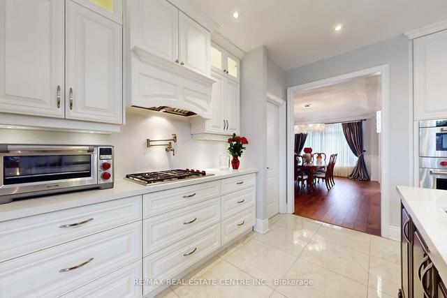 4 Adriatic Cres, House detached with 4 bedrooms, 6 bathrooms and 6 parking in Brampton ON | Image 34