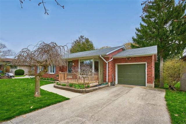 29 Dianne Avenue, House detached with 3 bedrooms, 2 bathrooms and 3 parking in Cambridge ON | Image 34