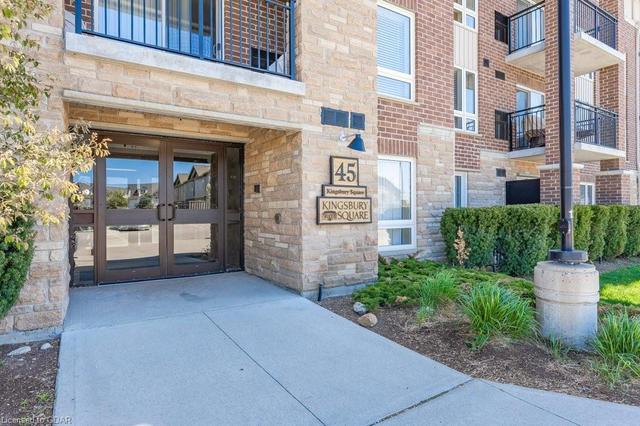 205 - 45 Kingsbury Square, House attached with 3 bedrooms, 2 bathrooms and 1 parking in Guelph ON | Image 31