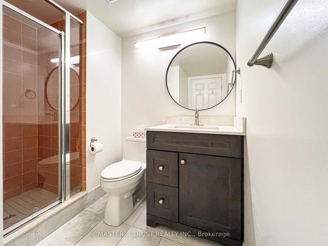 2308 - 909 Bay St, Condo with 2 bedrooms, 2 bathrooms and 1 parking in Toronto ON | Image 5