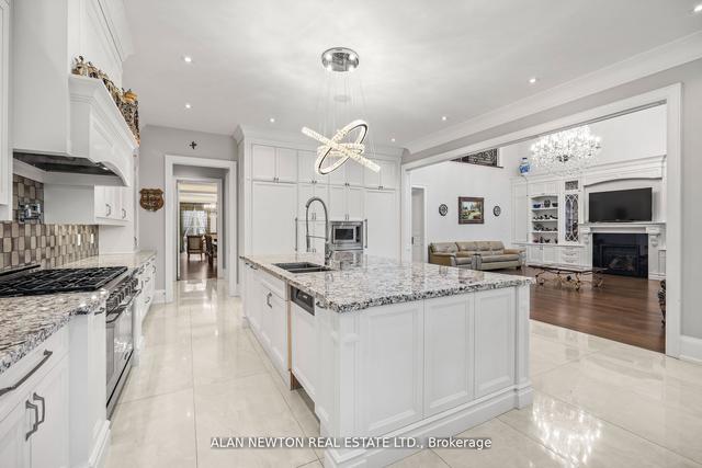 9 Thornbank Rd, House detached with 6 bedrooms, 12 bathrooms and 20 parking in Vaughan ON | Image 19