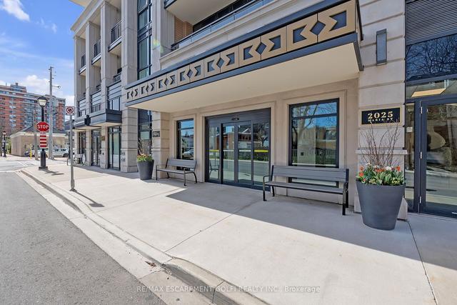 1203 - 2025 Maria St, Condo with 1 bedrooms, 2 bathrooms and 2 parking in Burlington ON | Image 12