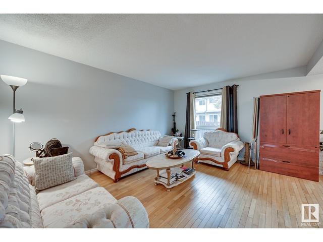 2326 139 Av Nw, House attached with 3 bedrooms, 1 bathrooms and null parking in Edmonton AB | Image 8