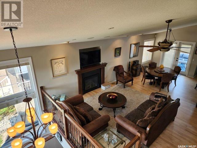 2082 Laurier Bay E, House detached with 4 bedrooms, 3 bathrooms and null parking in Regina SK | Image 24