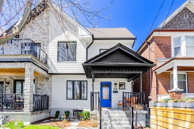 636 Gladstone Ave, House semidetached with 4 bedrooms, 3 bathrooms and 2 parking in Toronto ON | Image 1
