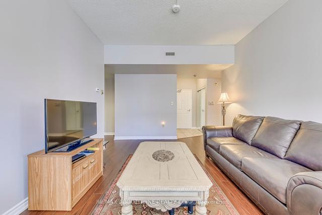 115 - 2199 Sixth Line, Condo with 2 bedrooms, 2 bathrooms and 1 parking in Oakville ON | Image 4