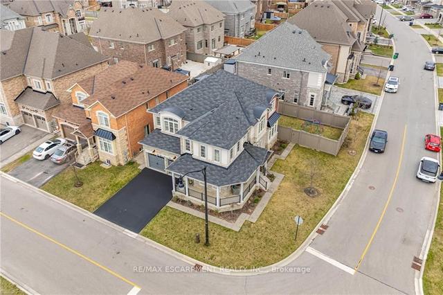 29 Cloverhaven Rd, House detached with 4 bedrooms, 5 bathrooms and 4 parking in Brampton ON | Image 33