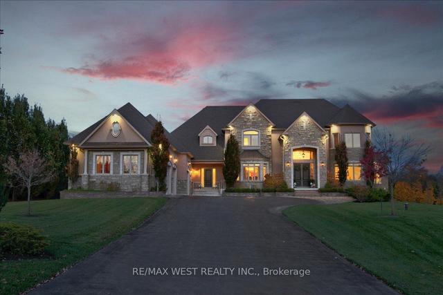 15 Monterey Crt, House detached with 5 bedrooms, 7 bathrooms and 14 parking in Whitby ON | Image 23