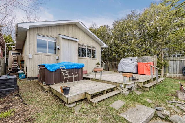 31 Bards Beach Rd, House detached with 2 bedrooms, 2 bathrooms and 3 parking in Oro Medonte ON | Image 6