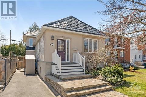 300 Avondale Avenue, House detached with 3 bedrooms, 2 bathrooms and 2 parking in Ottawa ON | Card Image