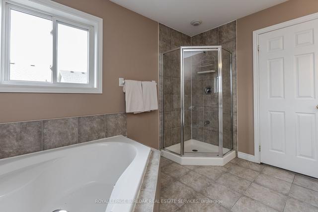 5225 Garland Cres, House detached with 3 bedrooms, 4 bathrooms and 2 parking in Burlington ON | Image 25