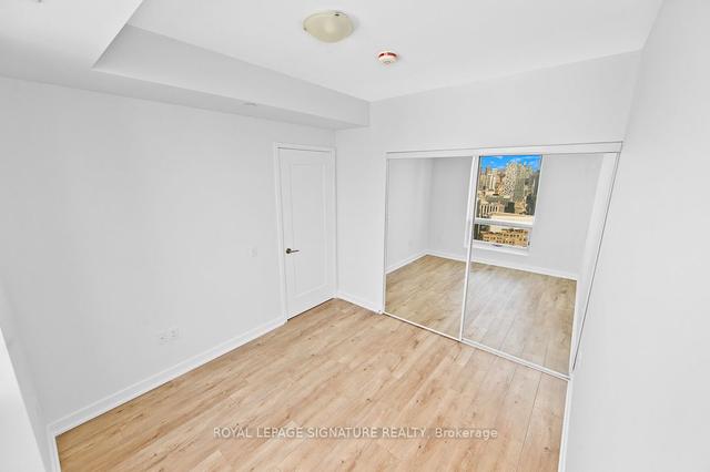 4406 - 28 Freeland St, Condo with 1 bedrooms, 1 bathrooms and 0 parking in Toronto ON | Image 3