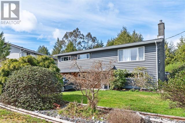 219 Marine Dr, House detached with 5 bedrooms, 3 bathrooms and 4 parking in Ucluelet BC | Image 32