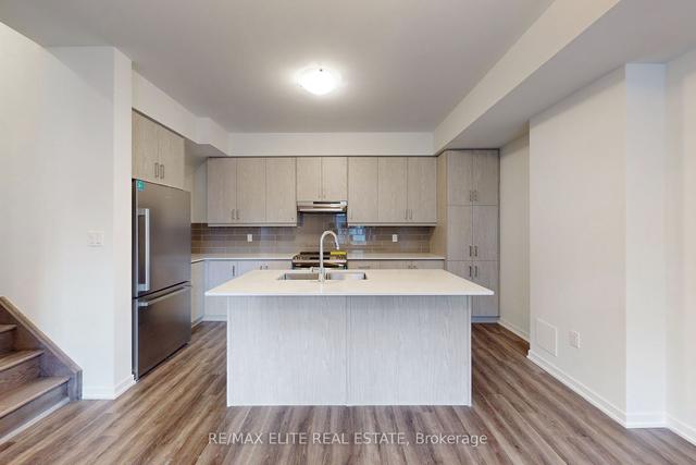 361 - 90 Honeycrisp Cres Way, Townhouse with 3 bedrooms, 3 bathrooms and 1 parking in Vaughan ON | Image 31