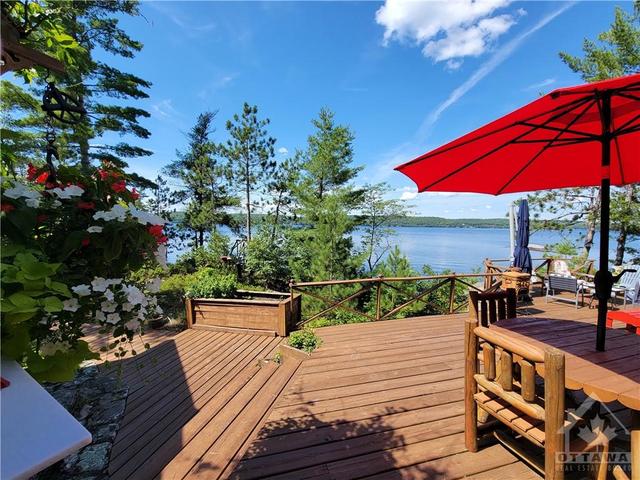890 Mazinaw Lake, House detached with 4 bedrooms, 2 bathrooms and 1 parking in Addington Highlands ON | Image 26