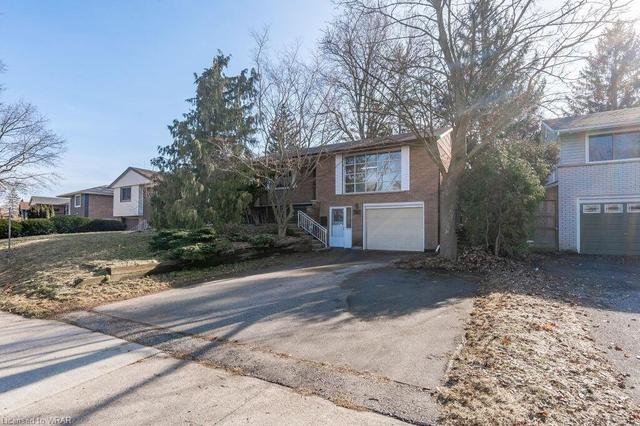 181 Harvard Road, House detached with 3 bedrooms, 2 bathrooms and 4 parking in Waterloo ON | Image 12