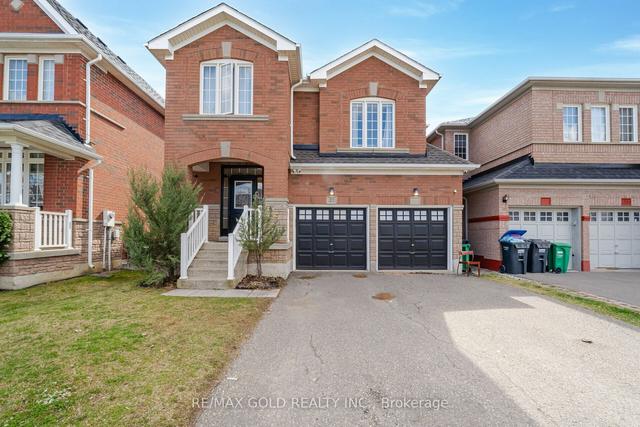 27 Treegrove Cres, House detached with 4 bedrooms, 4 bathrooms and 6 parking in Brampton ON | Image 1