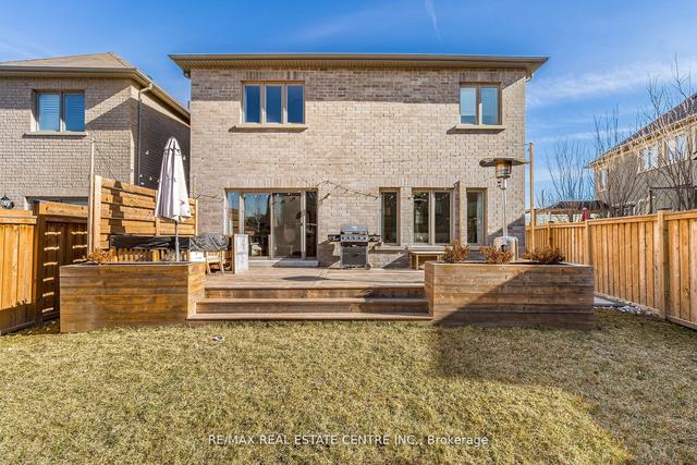 17 Prairie Creek Cres, House detached with 4 bedrooms, 5 bathrooms and 6 parking in Brampton ON | Image 31