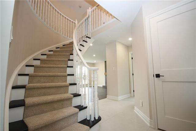 19 West Farmington Drive, House detached with 4 bedrooms, 4 bathrooms and 2 parking in St. Catharines ON | Image 8