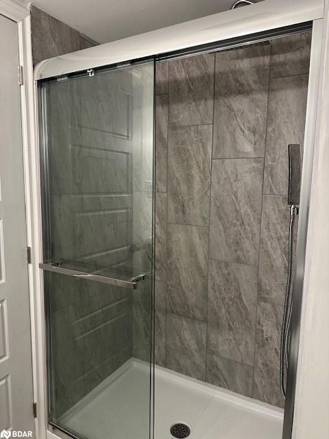 3 Piece Basement Washroom - large shower | Image 4