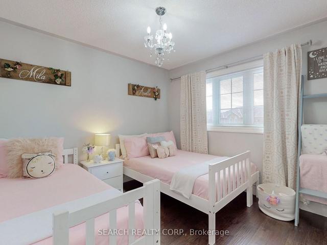 20 Bramcedar Cres, House semidetached with 3 bedrooms, 4 bathrooms and 3 parking in Brampton ON | Image 13