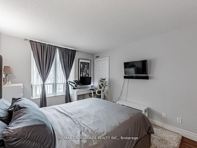 302 - 5 Emerald Lane, Condo with 2 bedrooms, 2 bathrooms and 2 parking in Vaughan ON | Image 7