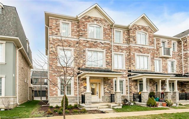 129 Stork Street Street, House attached with 3 bedrooms, 2 bathrooms and 2 parking in Oakville ON | Image 1