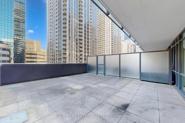 402 - 770 Bay St, Condo with 2 bedrooms, 2 bathrooms and 0 parking in Toronto ON | Image 16