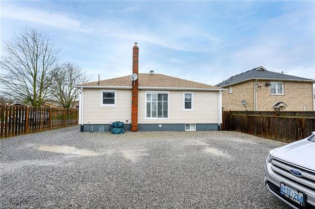 344 Linwell Road, House detached with 3 bedrooms, 2 bathrooms and 8 parking in St. Catharines ON | Image 32