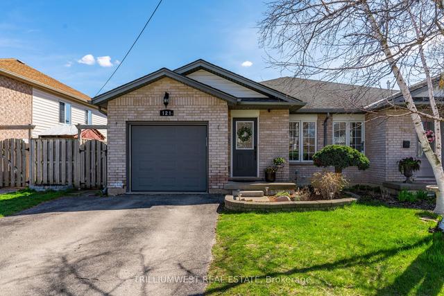 121 Walsh Cres, House semidetached with 2 bedrooms, 2 bathrooms and 3 parking in Stratford ON | Image 1
