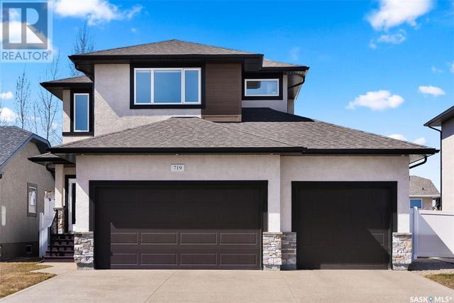 719 Aspen Crescent, House detached with 3 bedrooms, 3 bathrooms and null parking in Pilot Butte SK | Image 2