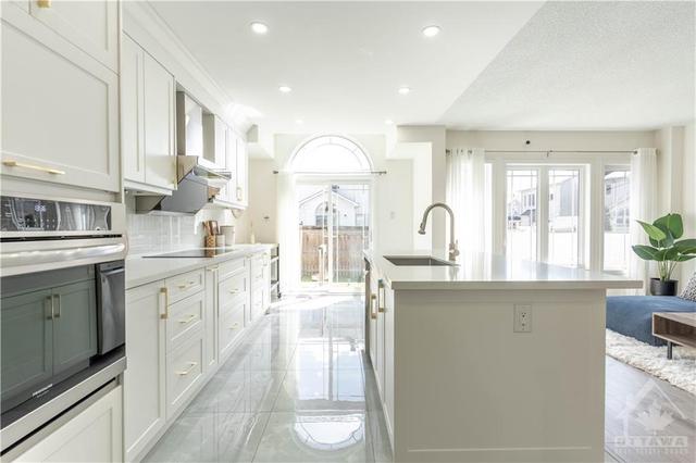 749 Percifor Way, Townhouse with 3 bedrooms, 4 bathrooms and 3 parking in Ottawa ON | Image 13