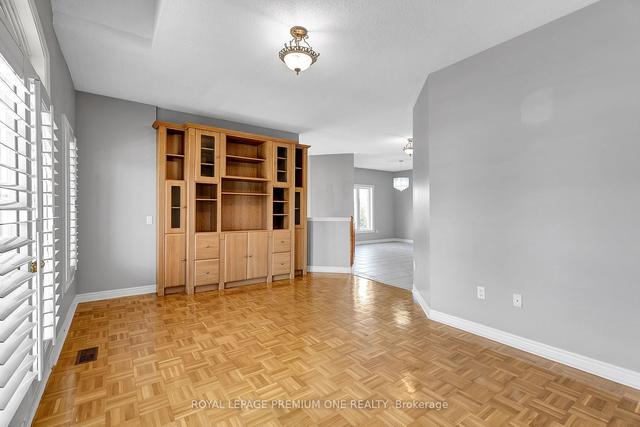 129 Sunset Rdge, House detached with 3 bedrooms, 3 bathrooms and 4 parking in Vaughan ON | Image 37