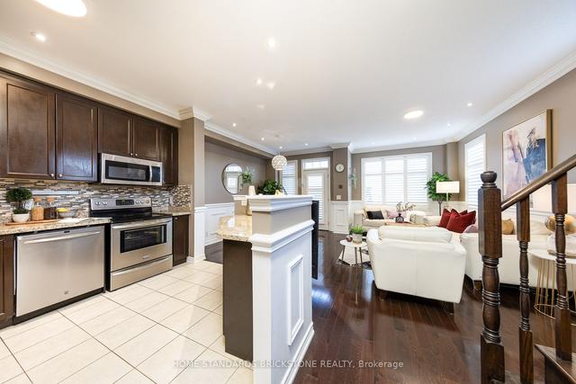 159 Shale Cres, House attached with 3 bedrooms, 3 bathrooms and 4 parking in Vaughan ON | Image 40