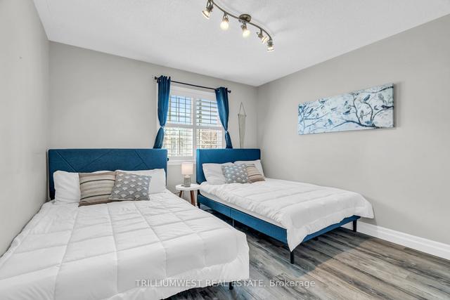 121 Walsh Cres, House semidetached with 2 bedrooms, 2 bathrooms and 3 parking in Stratford ON | Image 18