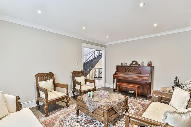 135 Strathearn Ave, House detached with 4 bedrooms, 6 bathrooms and 6 parking in Richmond Hill ON | Image 22