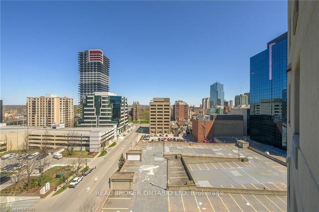 1106 - 500 Talbot St, Condo with 2 bedrooms, 2 bathrooms and 1 parking in London ON | Image 29