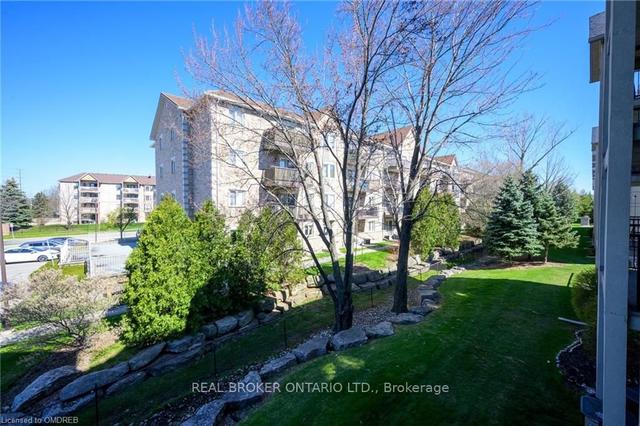212 - 1451 Walkers Line, Condo with 2 bedrooms, 2 bathrooms and 1 parking in Burlington ON | Image 11