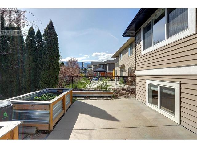 9823 Kinross Place, House detached with 5 bedrooms, 3 bathrooms and 4 parking in Coldstream BC | Image 48