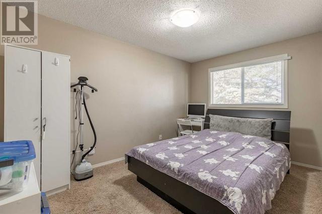 17, - 1915 18 Avenue N, House attached with 3 bedrooms, 1 bathrooms and 2 parking in Lethbridge AB | Image 25