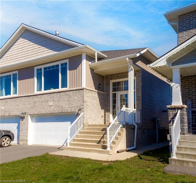 416 Beth Crescent, House semidetached with 4 bedrooms, 3 bathrooms and 4 parking in Kingston ON | Image 1