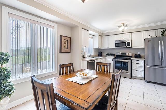 56 - 120 Railroad St, Townhouse with 3 bedrooms, 2 bathrooms and 2 parking in Brampton ON | Image 3