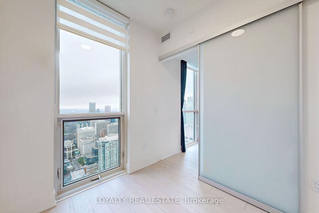 4909 - 1 Yorkville Ave, Condo with 2 bedrooms, 2 bathrooms and 1 parking in Toronto ON | Image 13