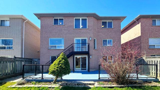 41 Springtown Tr N, House detached with 5 bedrooms, 6 bathrooms and 7 parking in Brampton ON | Image 27