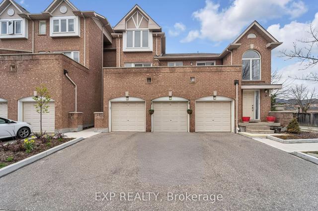 23 - 115 Bristol Rd E, Townhouse with 3 bedrooms, 2 bathrooms and 2 parking in Mississauga ON | Image 1