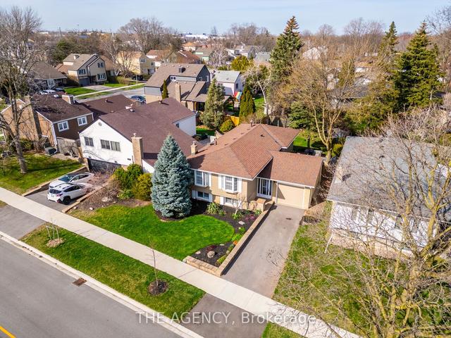 675 Woodview Rd, House detached with 3 bedrooms, 2 bathrooms and 3 parking in Burlington ON | Image 27