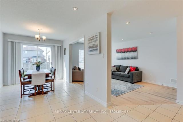 2630 Bateman Tr, House detached with 3 bedrooms, 4 bathrooms and 4 parking in London ON | Image 8