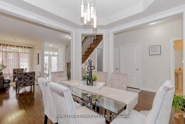 21 Borrelli Dr, House detached with 4 bedrooms, 6 bathrooms and 6 parking in Brampton ON | Image 3