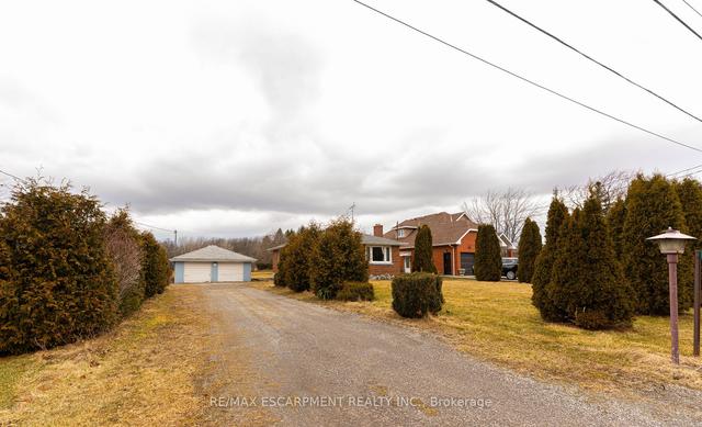 590 Glover Rd, House detached with 2 bedrooms, 1 bathrooms and 8 parking in Hamilton ON | Image 12